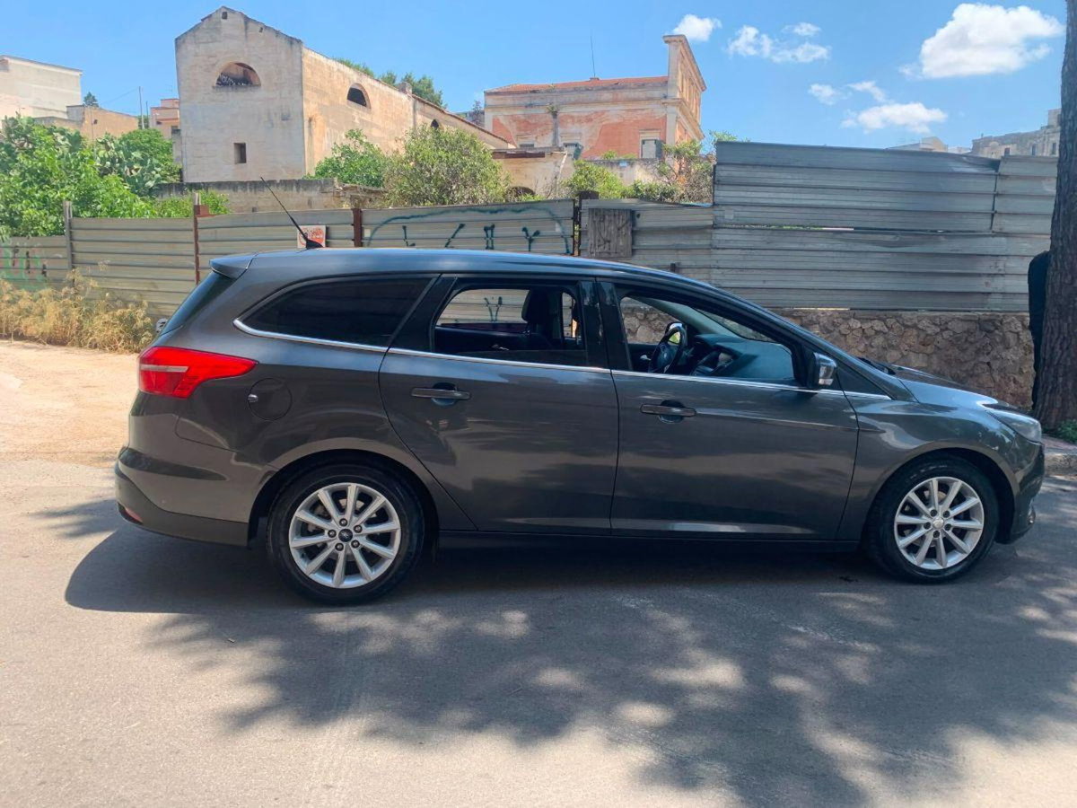 Ford Focus 1.6 TDCi 115 CV Titanium (5)