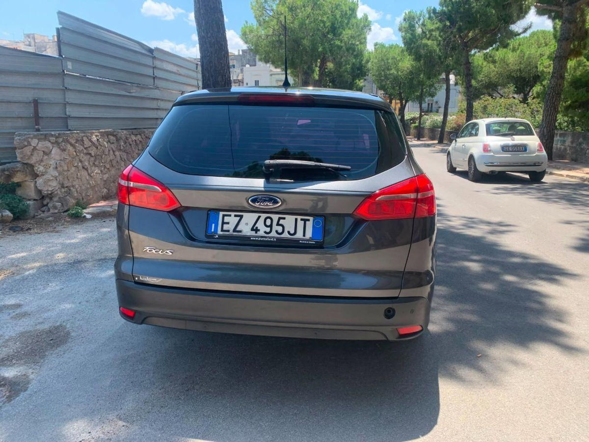 Ford Focus 1.6 TDCi 115 CV Titanium (7)