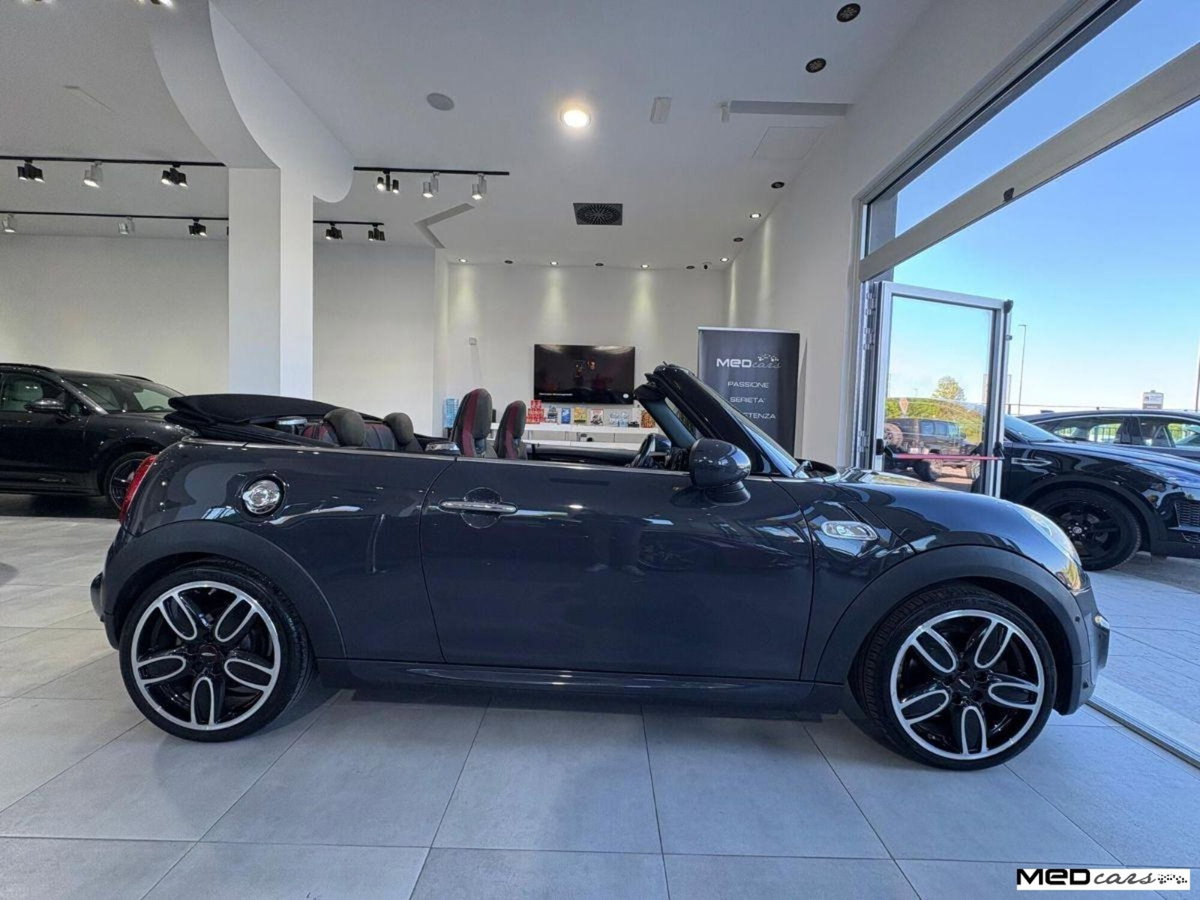 MINI Mini Cabrio 2.0 Cooper S Boost Cabrio (2)