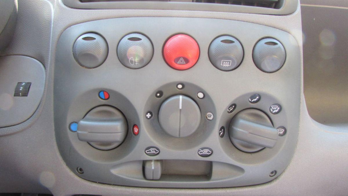 Fiat 600 1.1 (12)