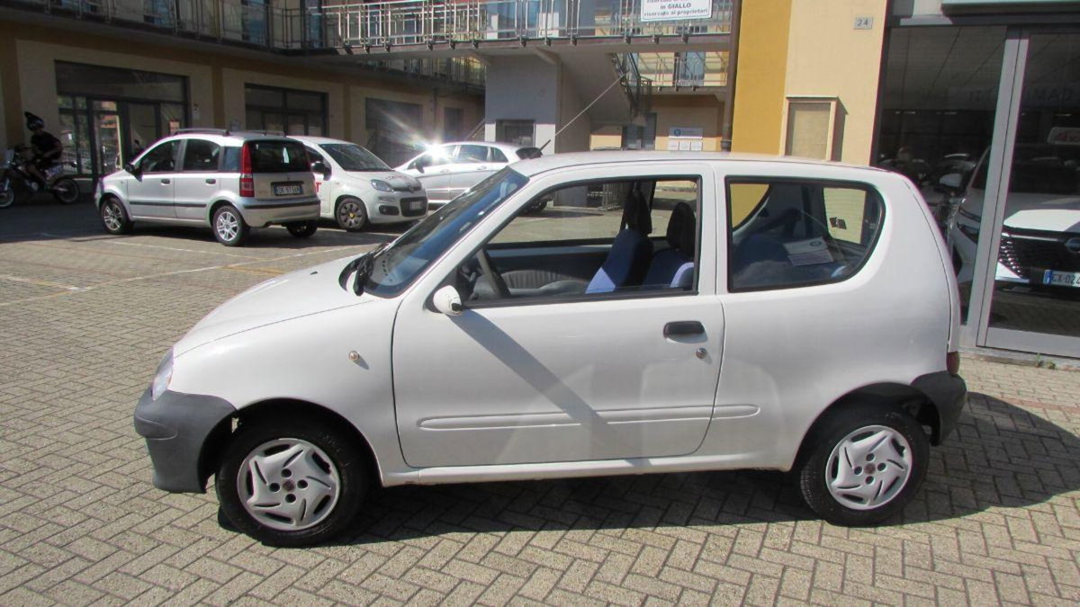 Fiat 600 1.1 (2)