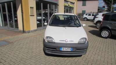 Fiat 600 1.1 (8)