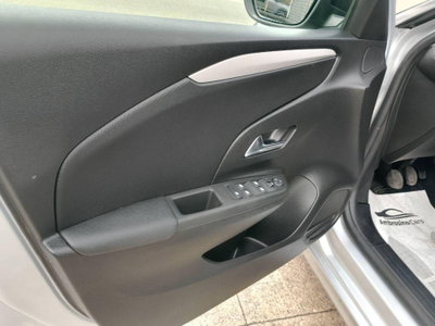 Opel Corsa 1.2 5 porte b-Color (19)
