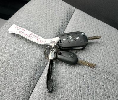 Opel Corsa 1.2 5 porte b-Color (20)