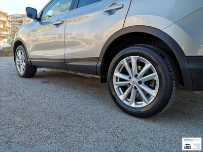 Nissan Qashqai 1.5 dCi Acenta (11)