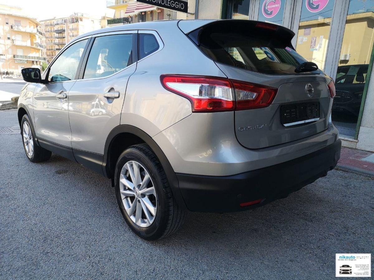 Nissan Qashqai 1.5 dCi Acenta (6)