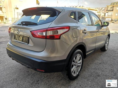 Nissan Qashqai 1.5 dCi Acenta (8)