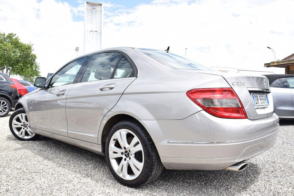 Mercedes-Benz Classe C 220 CDI Avantgarde (2)