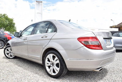 Mercedes-Benz Classe C 220 CDI Avantgarde (2)