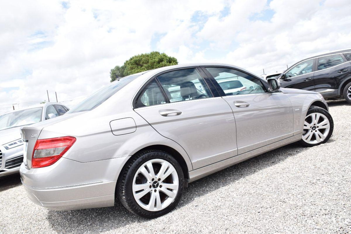 Mercedes-Benz Classe C 220 CDI Avantgarde (3)