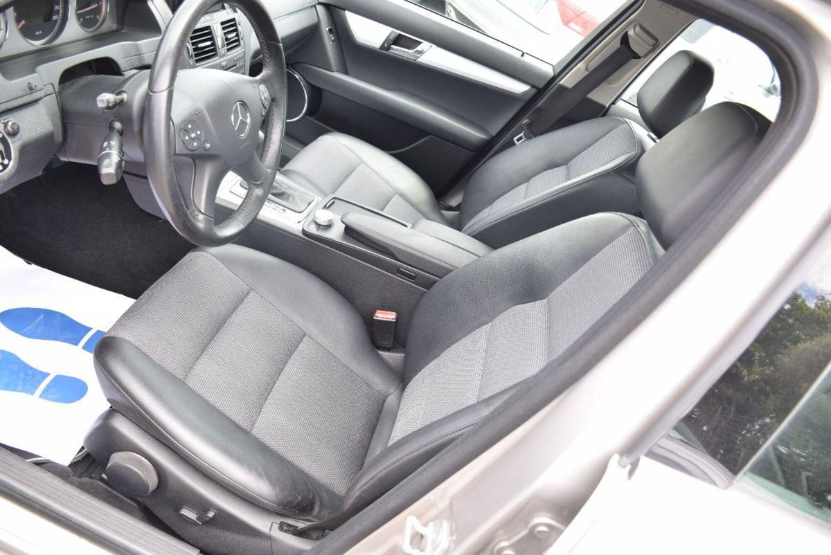 Mercedes-Benz Classe C 220 CDI Avantgarde (6)