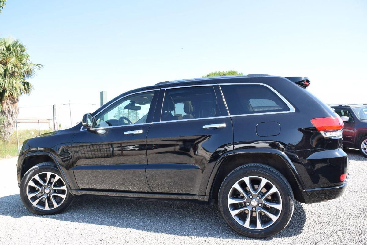 Jeep Grand Cherokee 3.0 V6 CRD 250 CV Multijet II Limited (2)