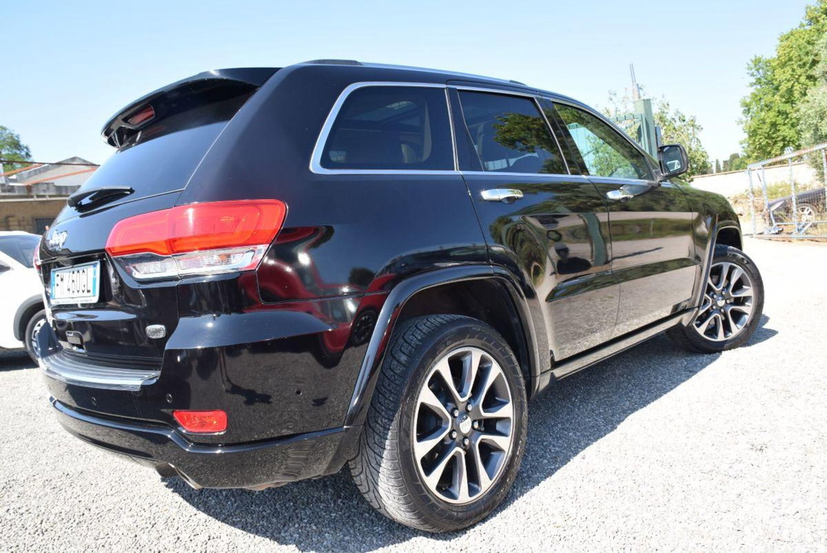 Jeep Grand Cherokee 3.0 V6 CRD 250 CV Multijet II Limited (3)