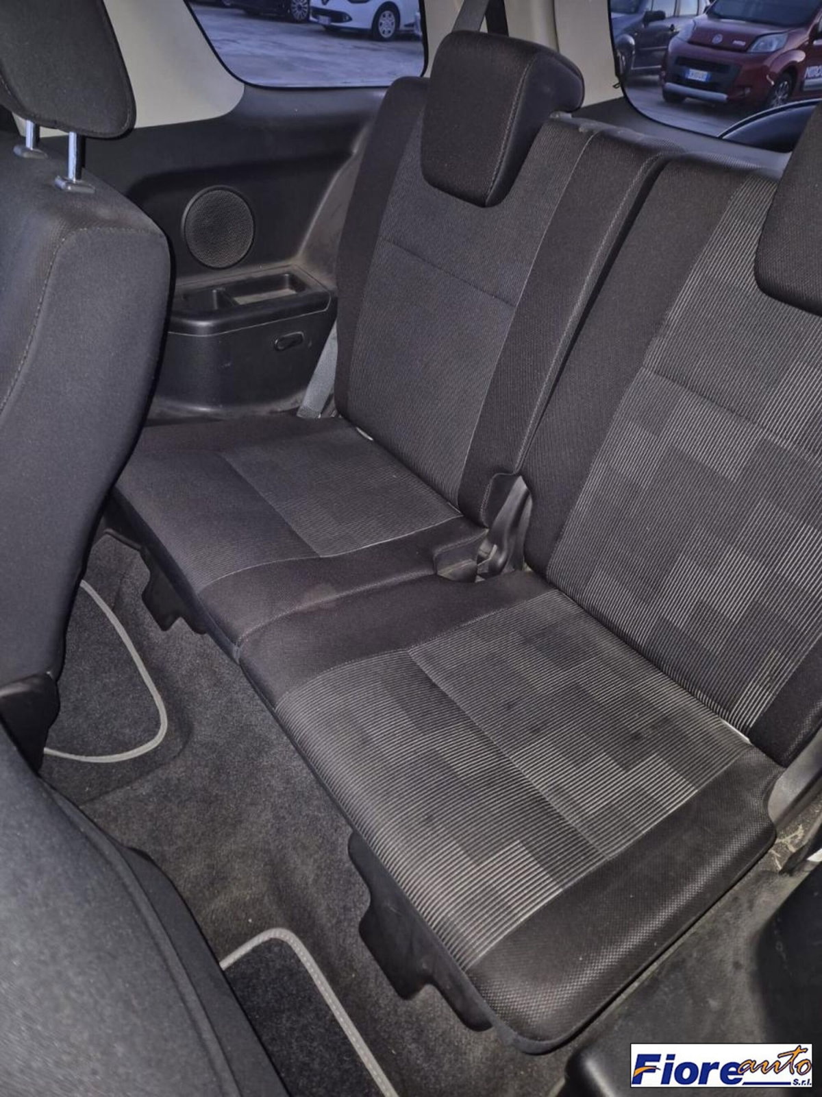 Suzuki Grand Vitara 1.9 DDiS 3p. Evolution Navi (12)