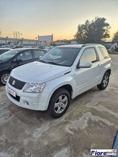 Suzuki Grand Vitara 1.9 DDiS 3p. Evolution Navi (3)