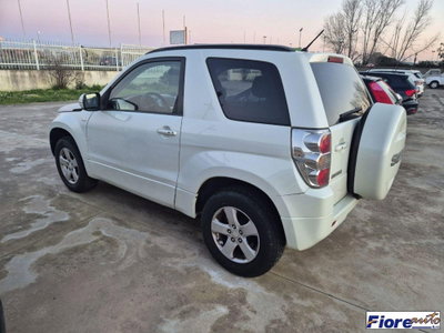 Suzuki Grand Vitara 1.9 DDiS 3p. Evolution Navi (4)