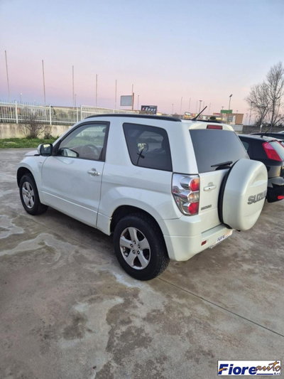 Suzuki Grand Vitara 1.9 DDiS 3p. Evolution Navi (7)