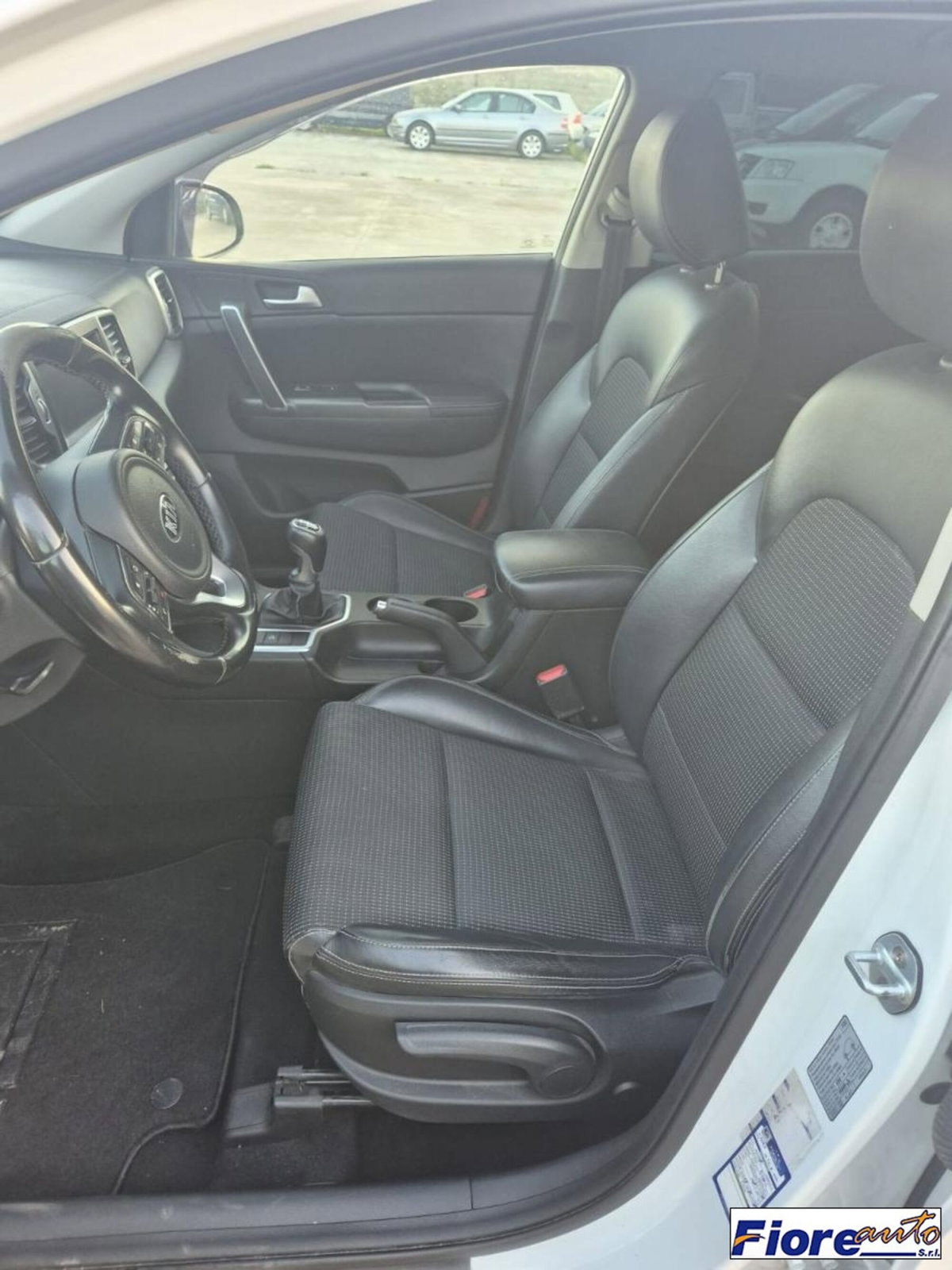 Kia Sportage 1.7 CRDI 2WD GT Line (13)