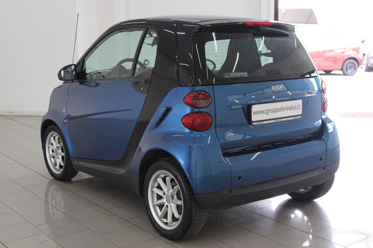 smart Fortwo 1000 52 kW MHD coupé passion (6)