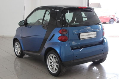 smart Fortwo 1000 52 kW MHD coupé passion (6)