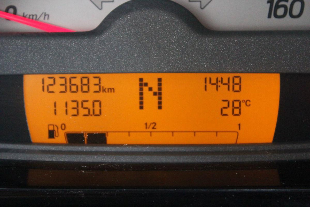 smart Fortwo 1000 52 kW MHD coupé passion (9)