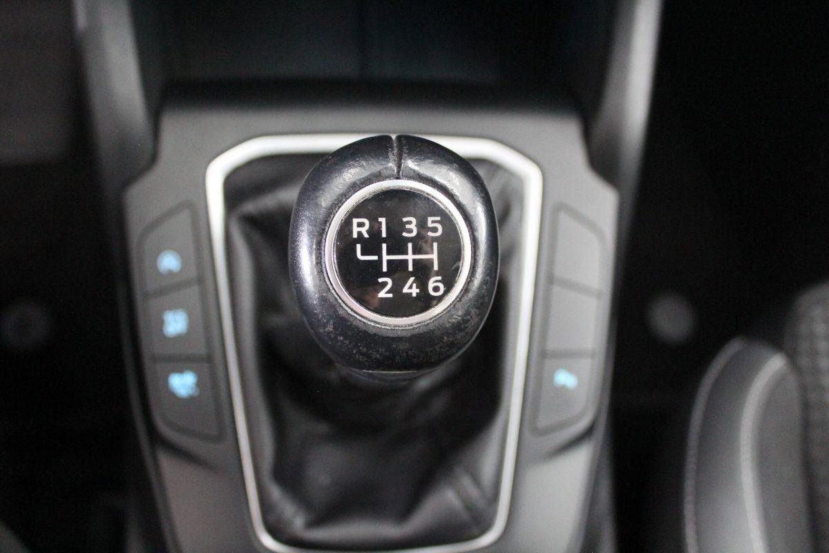 Ford Focus Station Wagon 1.5 EcoBlue 120 CV automatico SW Business (18)