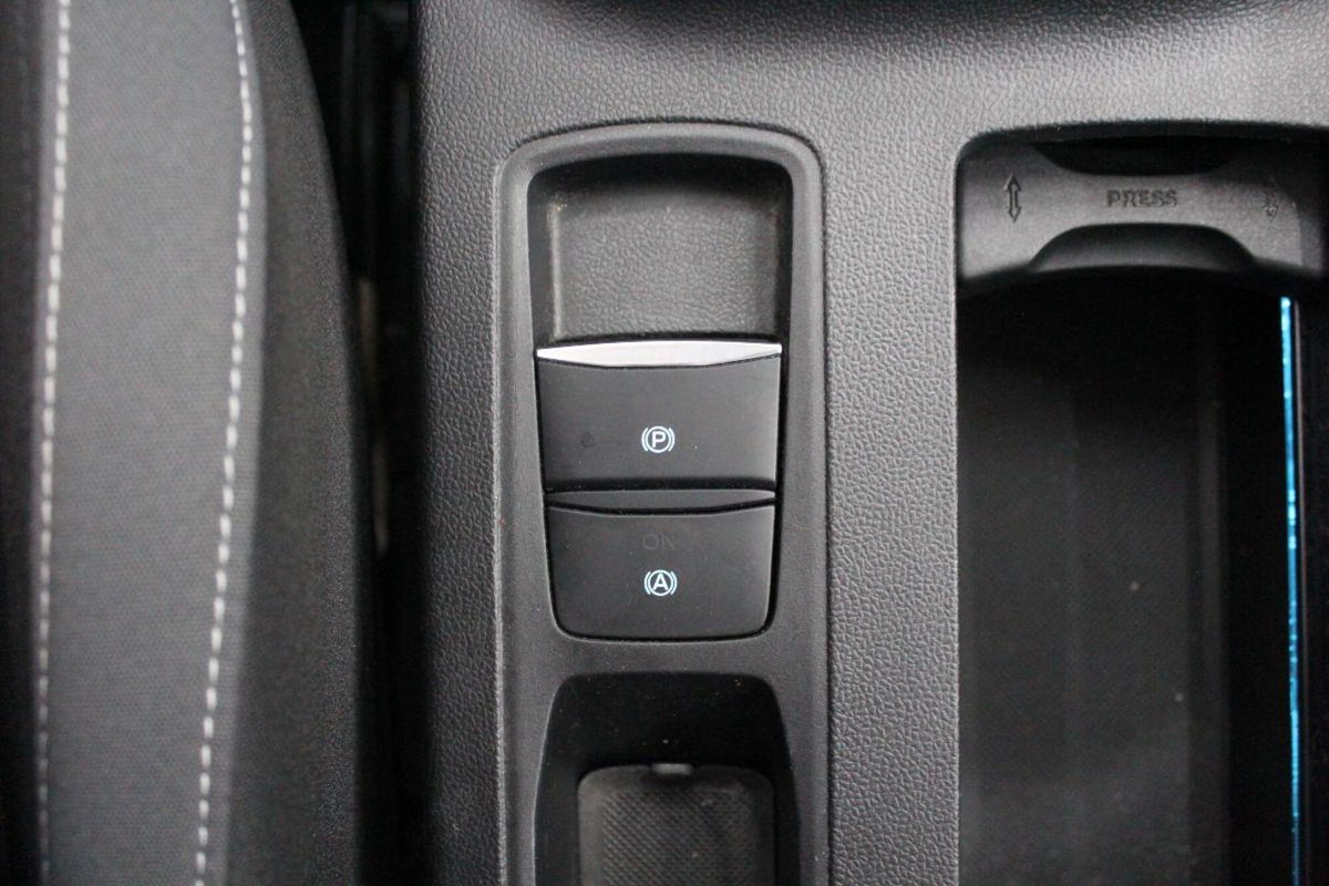 Ford Focus Station Wagon 1.5 EcoBlue 120 CV automatico SW Business (20)