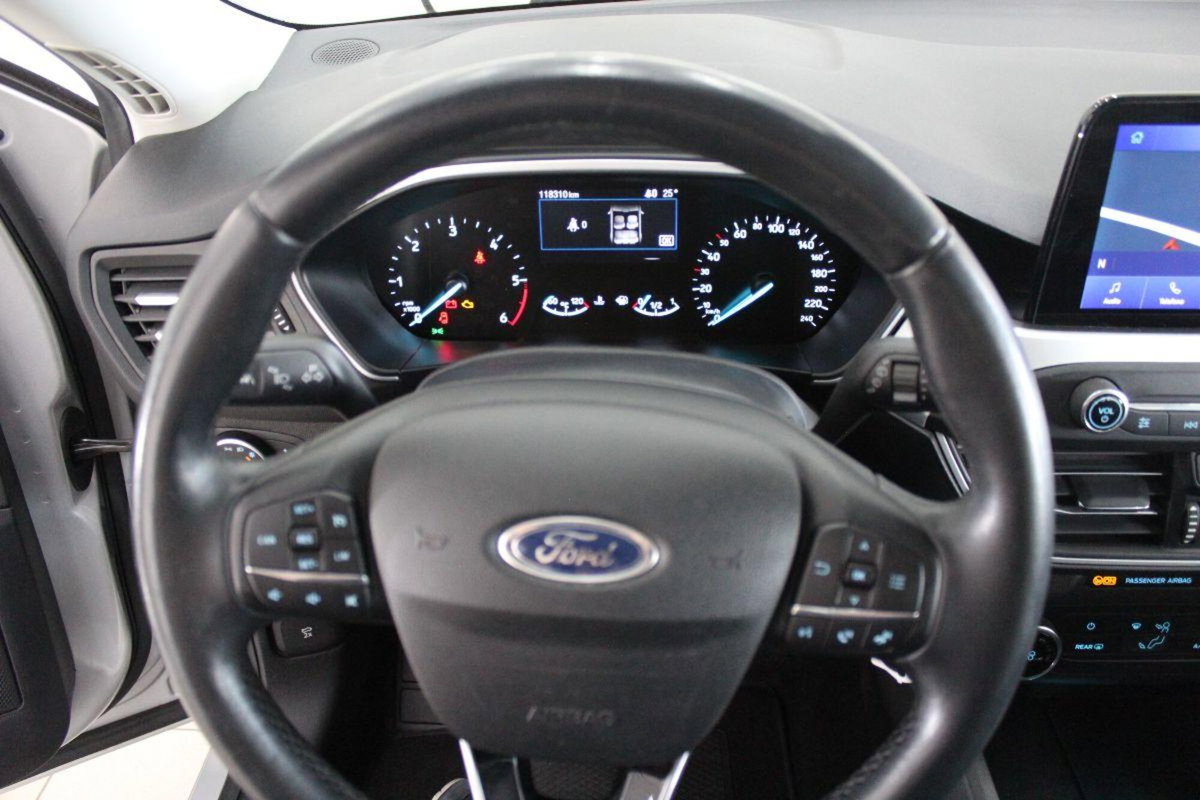 Ford Focus Station Wagon 1.5 EcoBlue 120 CV automatico SW Business (8)