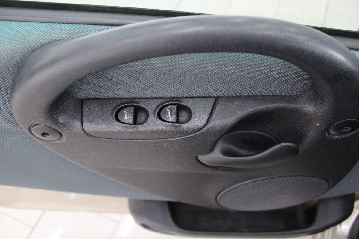 Fiat Multipla 1.9 MJT Dynamic (16)
