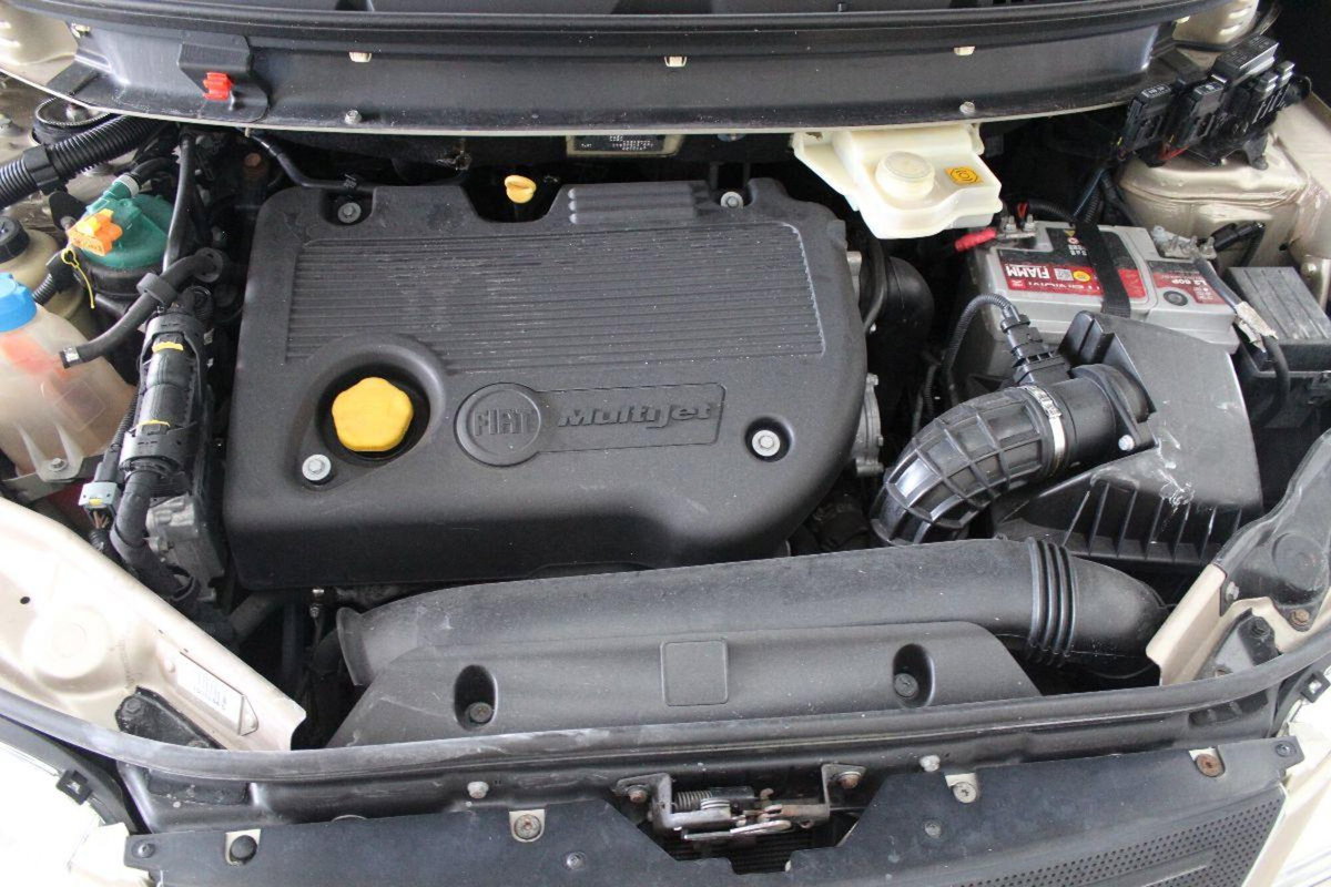 Fiat Multipla 1.9 MJT Dynamic (18)