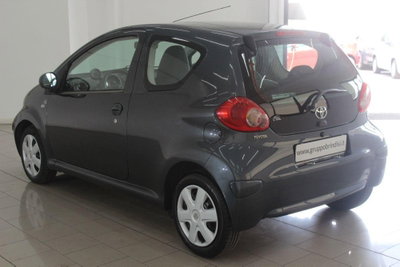 Toyota Aygo 1.0 12V VVT-i 3 porte Sol (6)