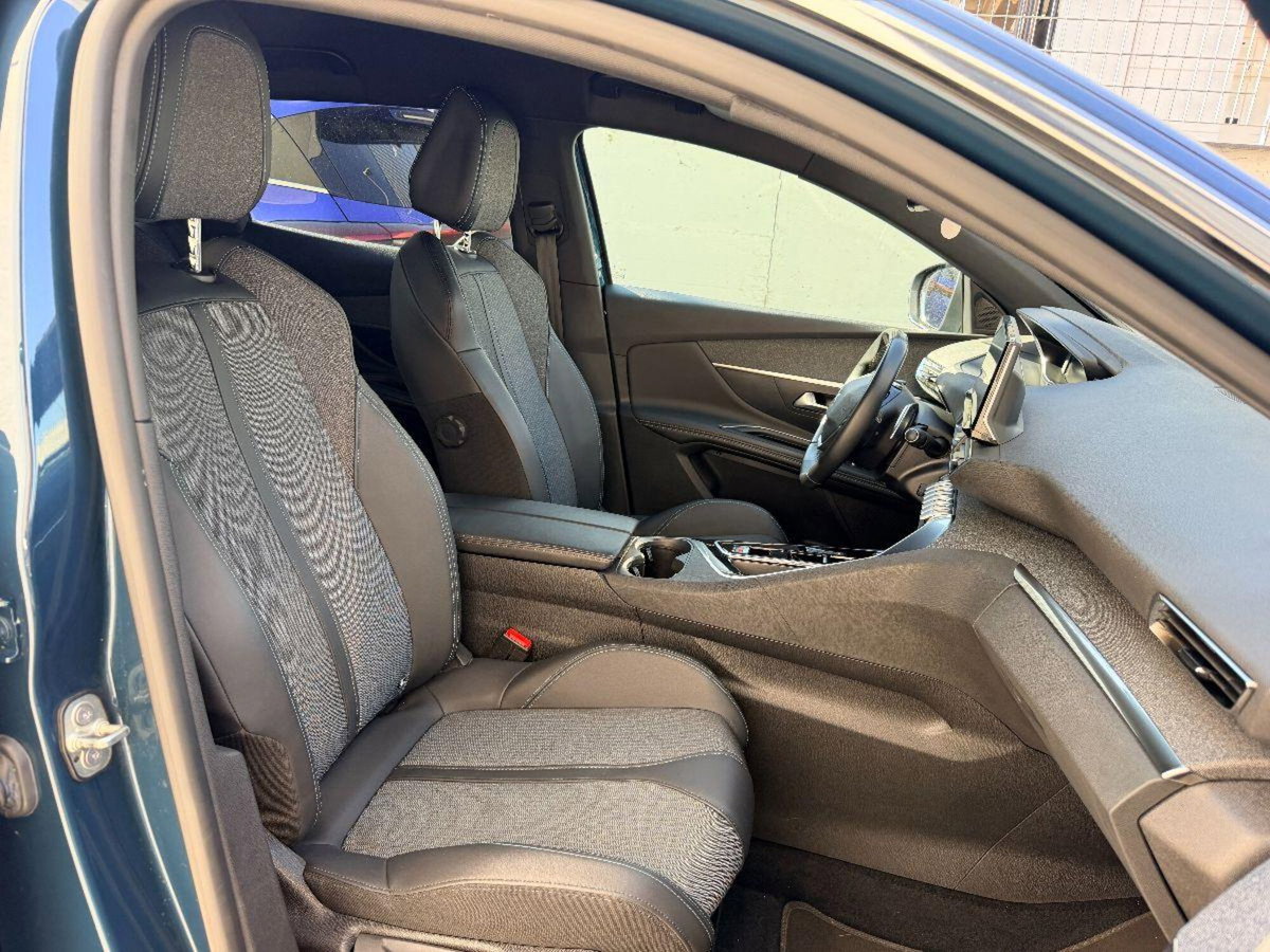Peugeot 3008 BlueHDi 130 S&S EAT8 Allure Pack (13)