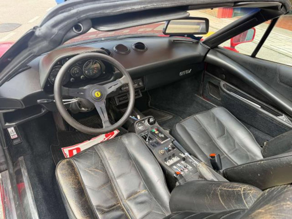 Ferrari 308 308 GTSi (2)
