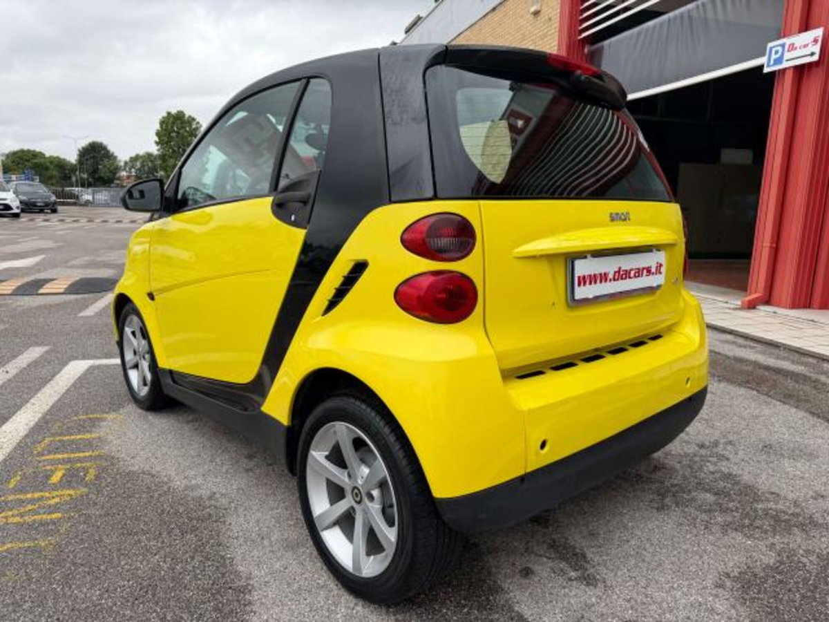 smart Fortwo 800 33 kW coupé pulse cdi (5)
