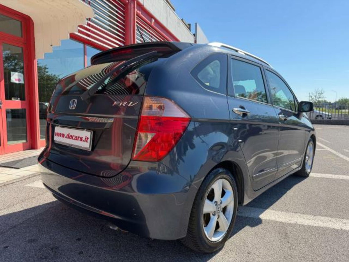 Honda FR-V 16V i-VTEC (11)