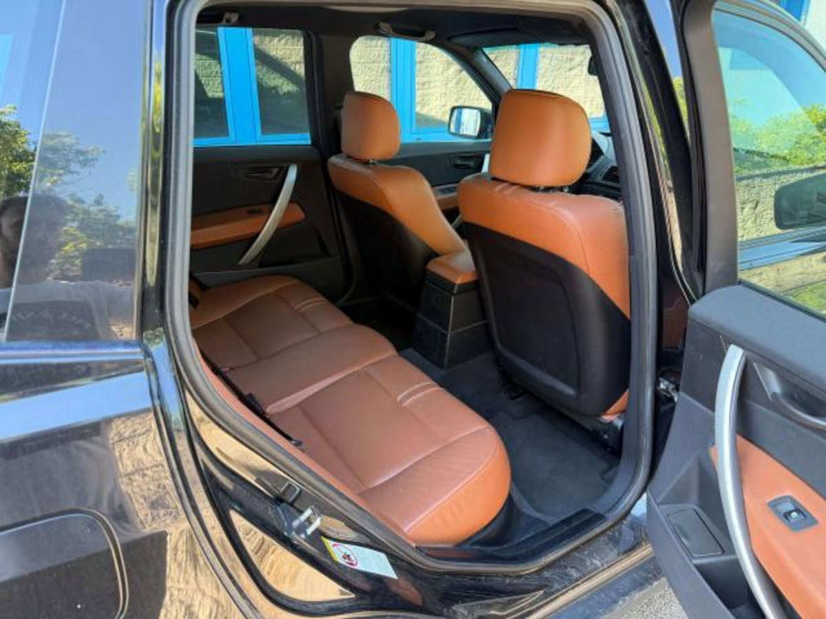 BMW X3 3.0d cat (10)