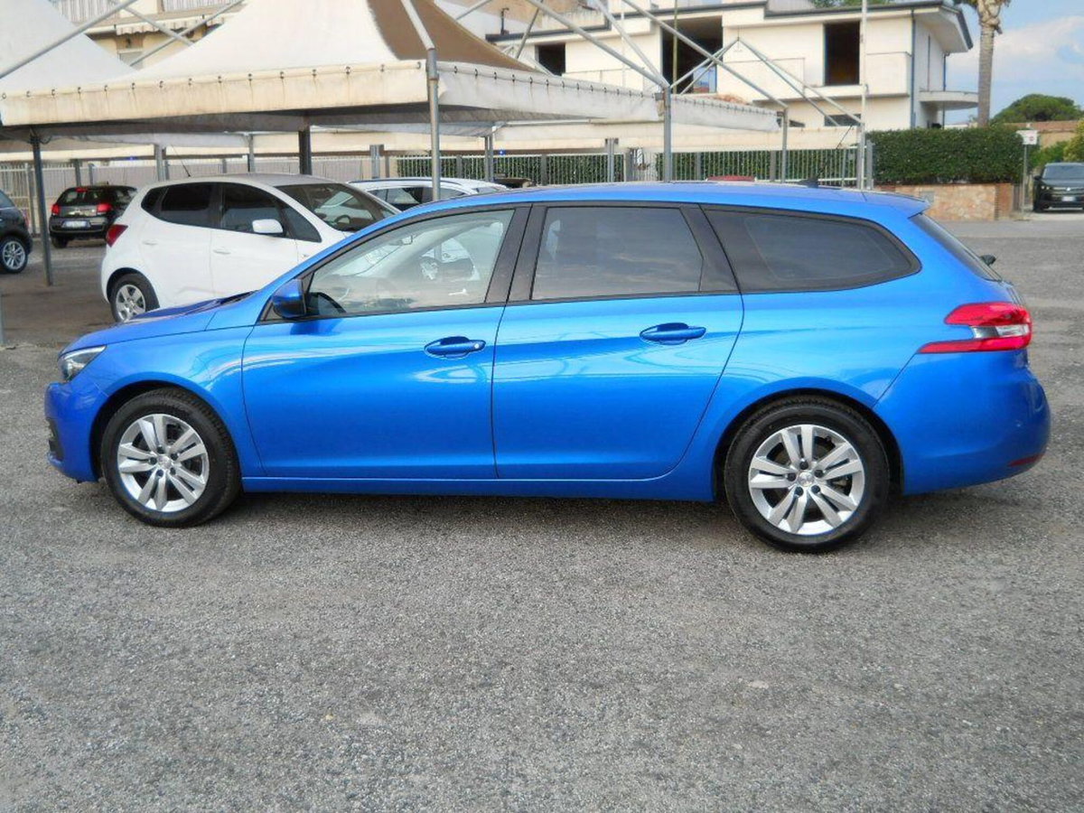 Peugeot 308 SW BlueHDi 130 S&S Business (11)