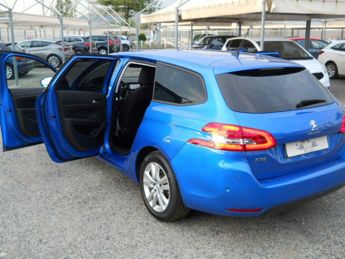 Peugeot 308 SW BlueHDi 130 S&S Business (17)