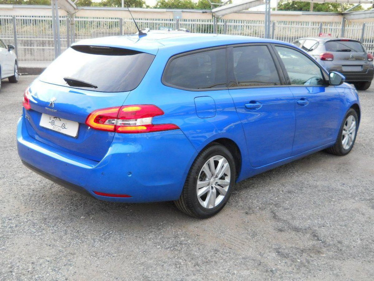 Peugeot 308 SW BlueHDi 130 S&S Business (6)