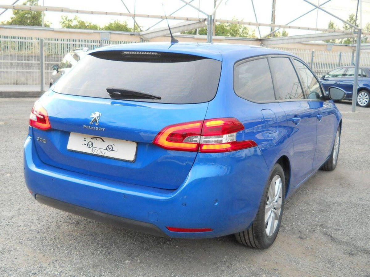 Peugeot 308 SW BlueHDi 130 S&S Business (7)