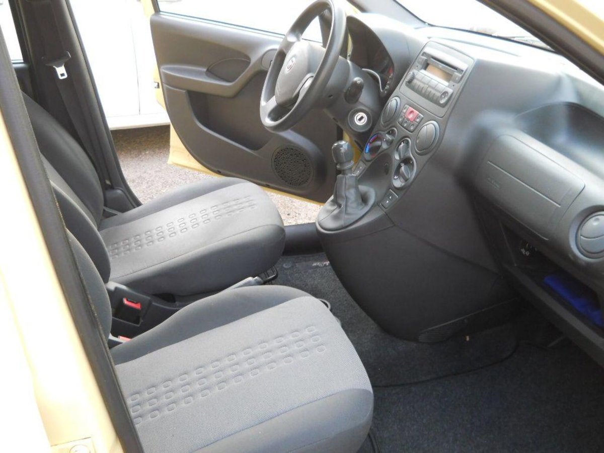 Fiat Panda 1.2 Dynamic (12)