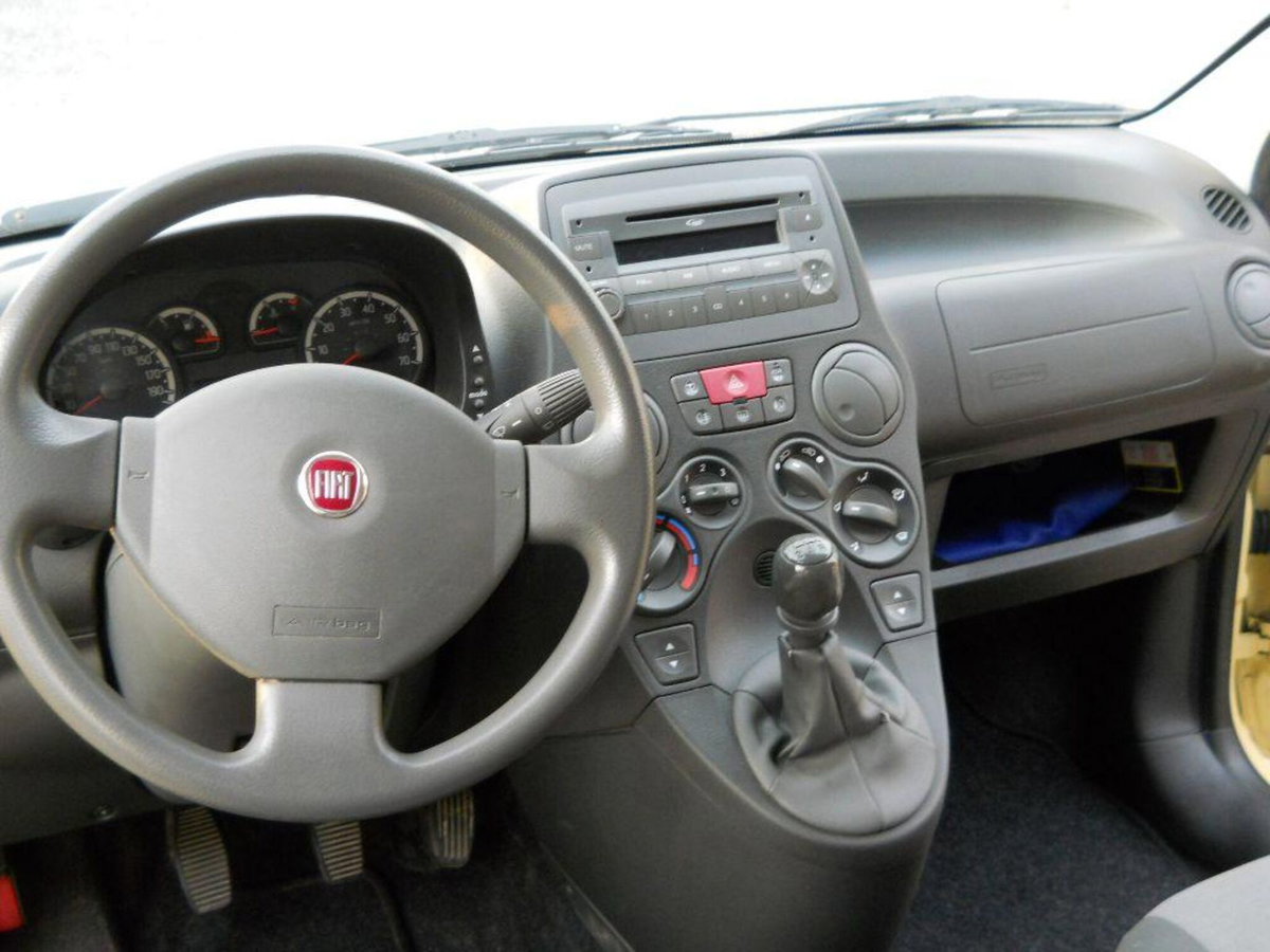 Fiat Panda 1.2 Dynamic (17)