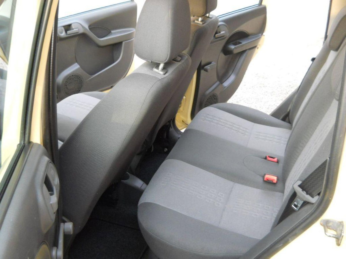 Fiat Panda 1.2 Dynamic (18)