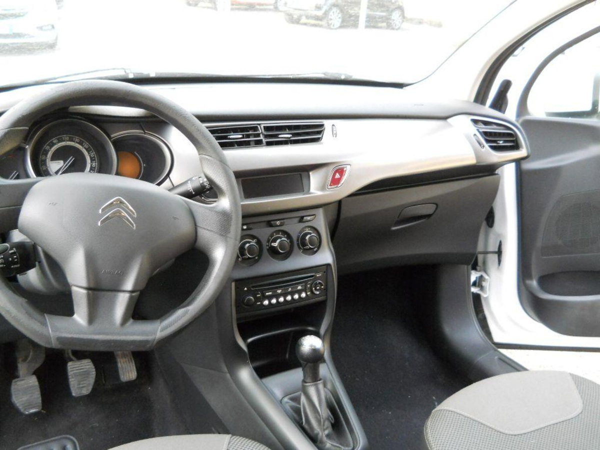 Citroen C3 1.2 VTi 82 Seduction (13)