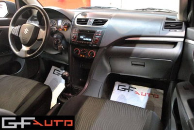 Suzuki Swift 1.2 VVT 5 porte GL Top (7)