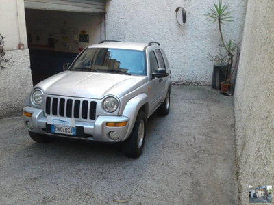 Jeep Cherokee 2.5 CRD Limited usata