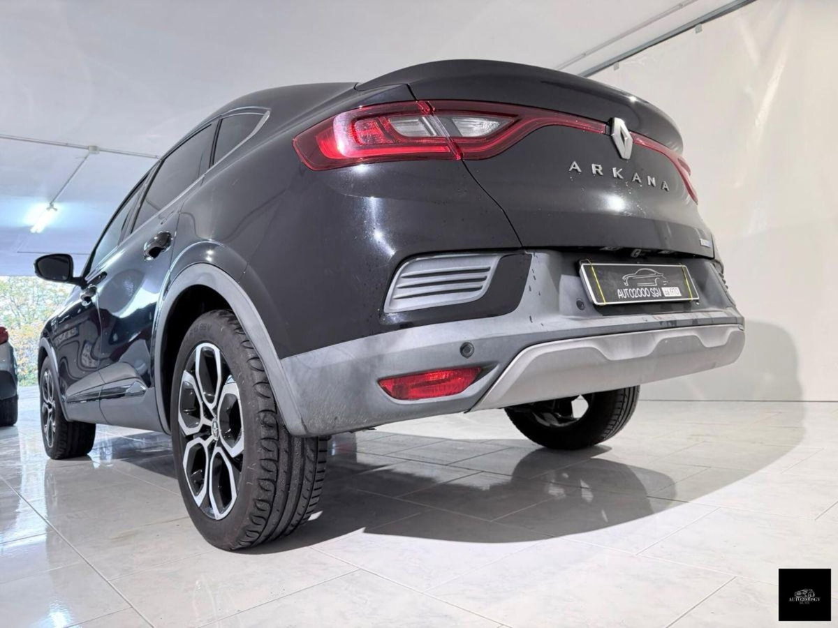 Renault Arkana Hybrid E-Tech 145 CV Techno (7)