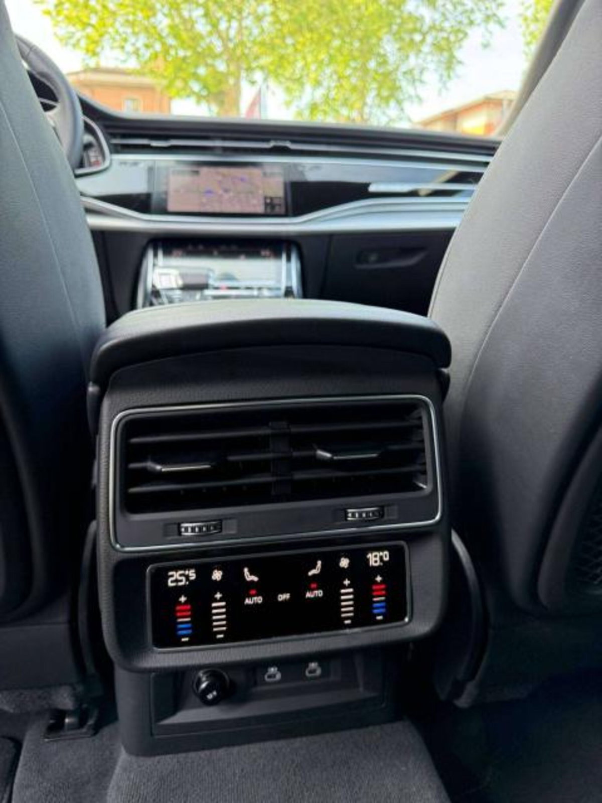 Audi Q8 3.0 tdi mhev S line edition quattro 286cv tiptronic (14)