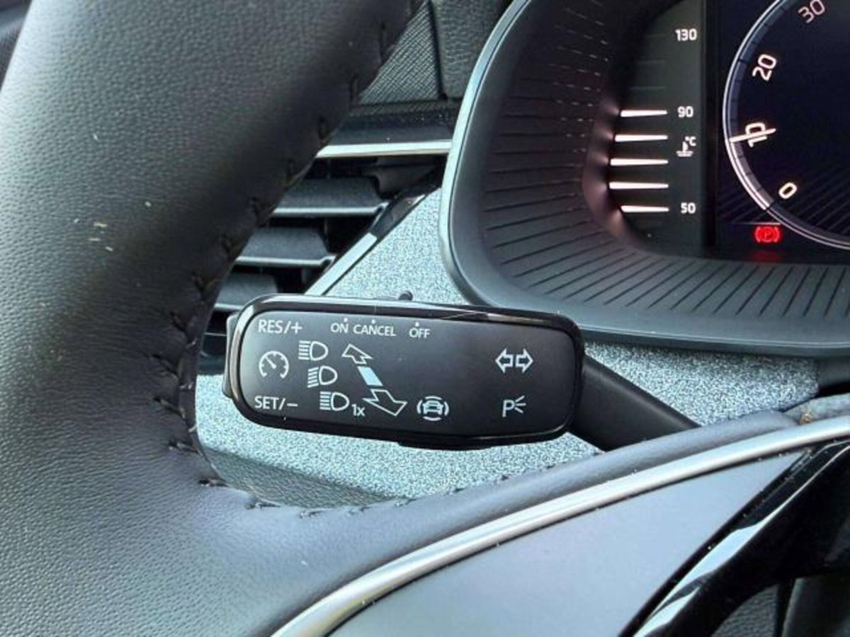 Skoda Kamiq 1.0 tsi Style 95cv (8)