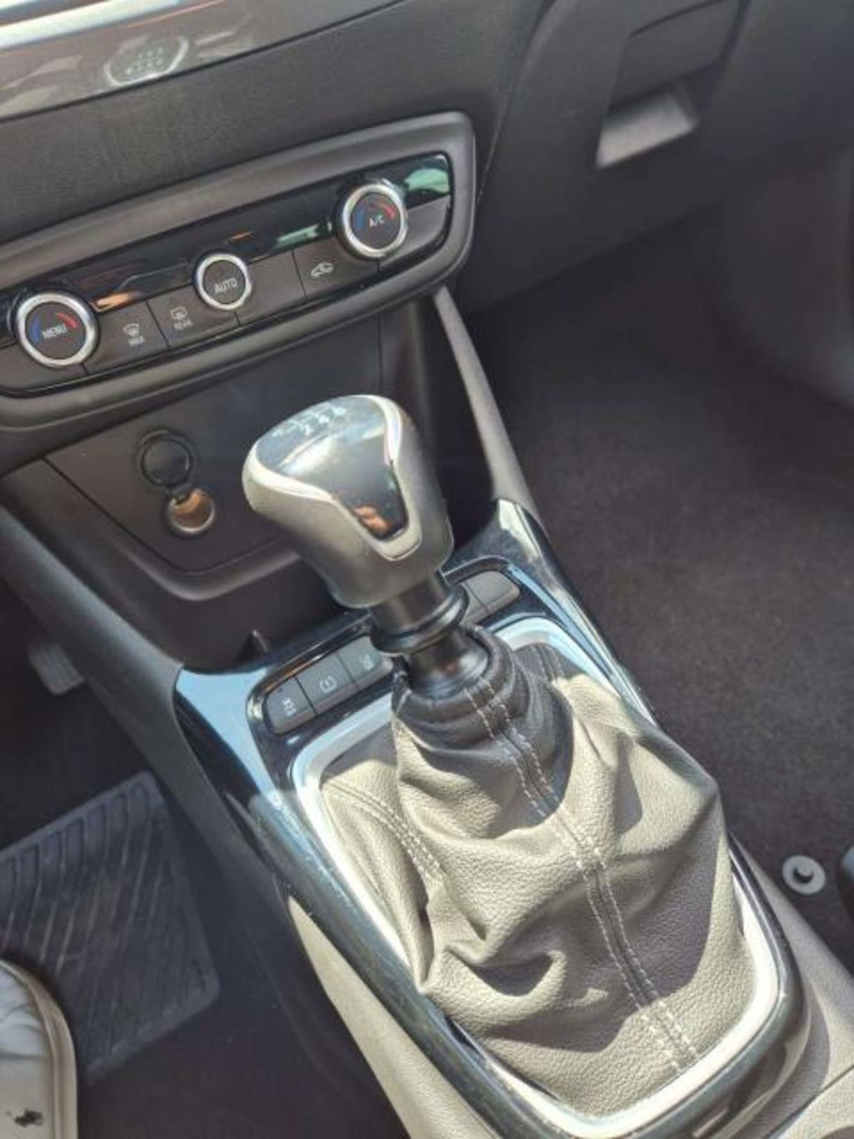 Opel Crossland X 1.5 ECOTEC D 110 CV Start&Stop Ultimate (15)